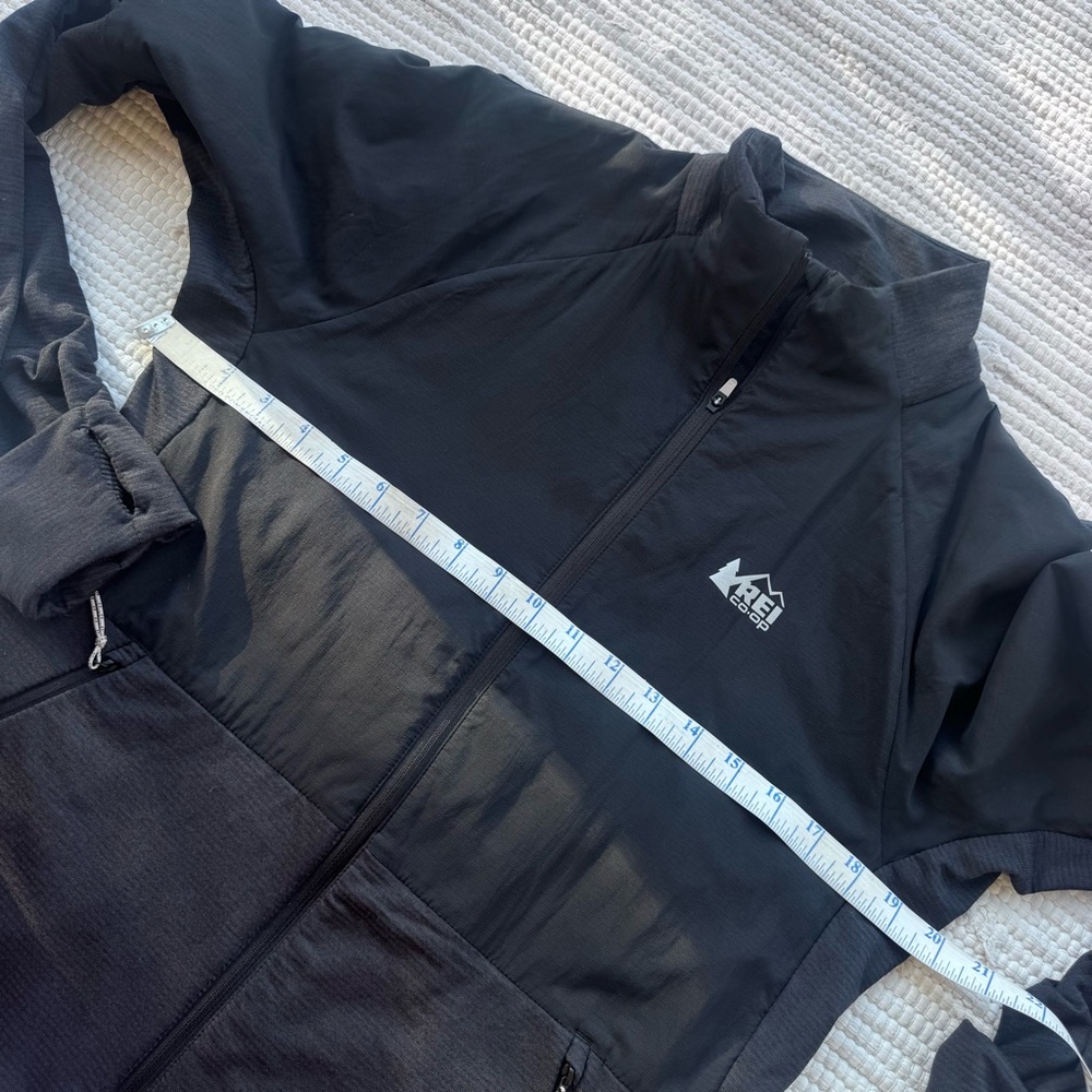 REI Co-op Insulated Hybrid Jacket Womens M Black Hiking Thumbhole Fleece - Picture 7 of 11